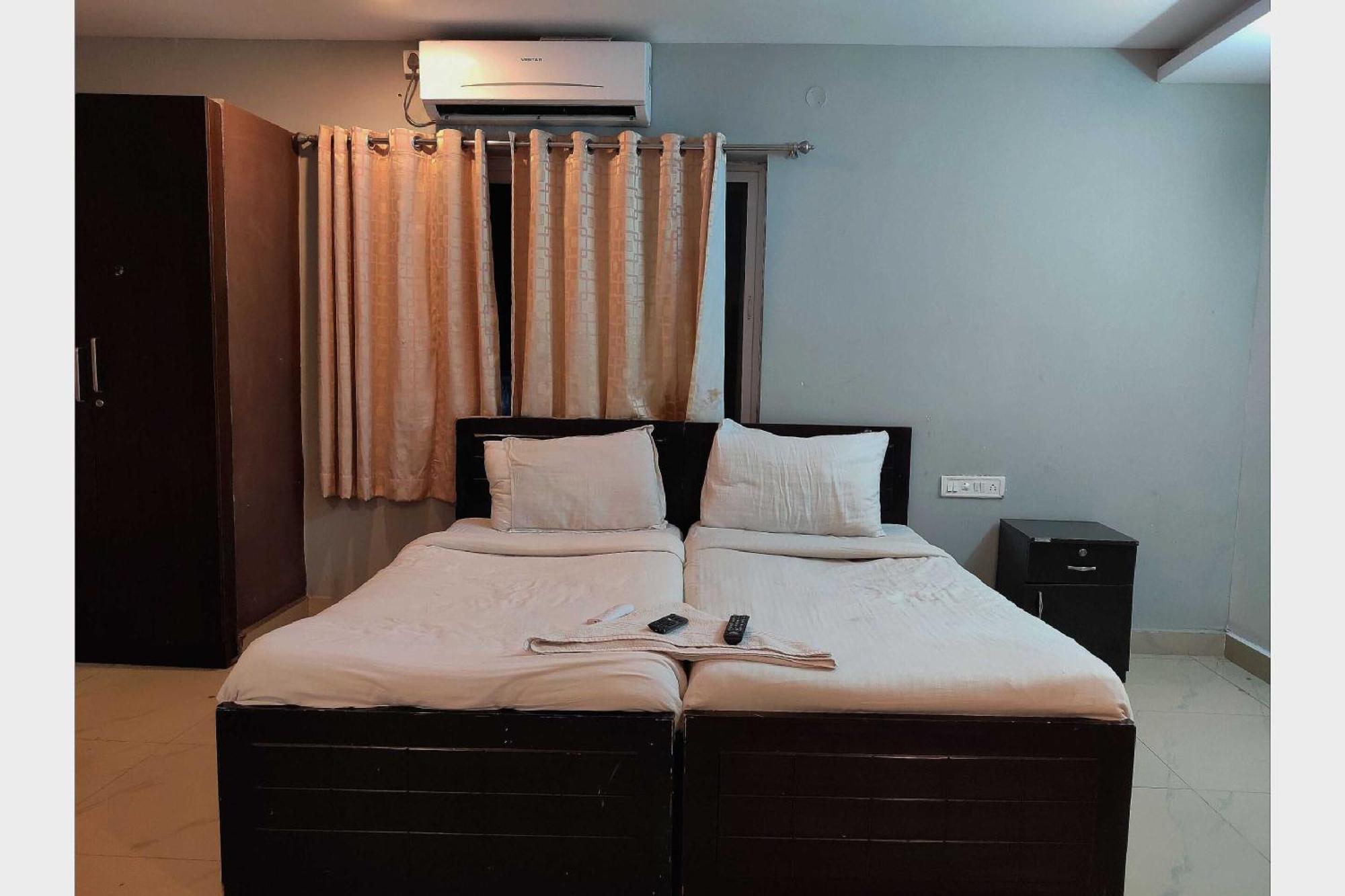 Hotel O White Solitaire Ludhiana Dış mekan fotoğraf