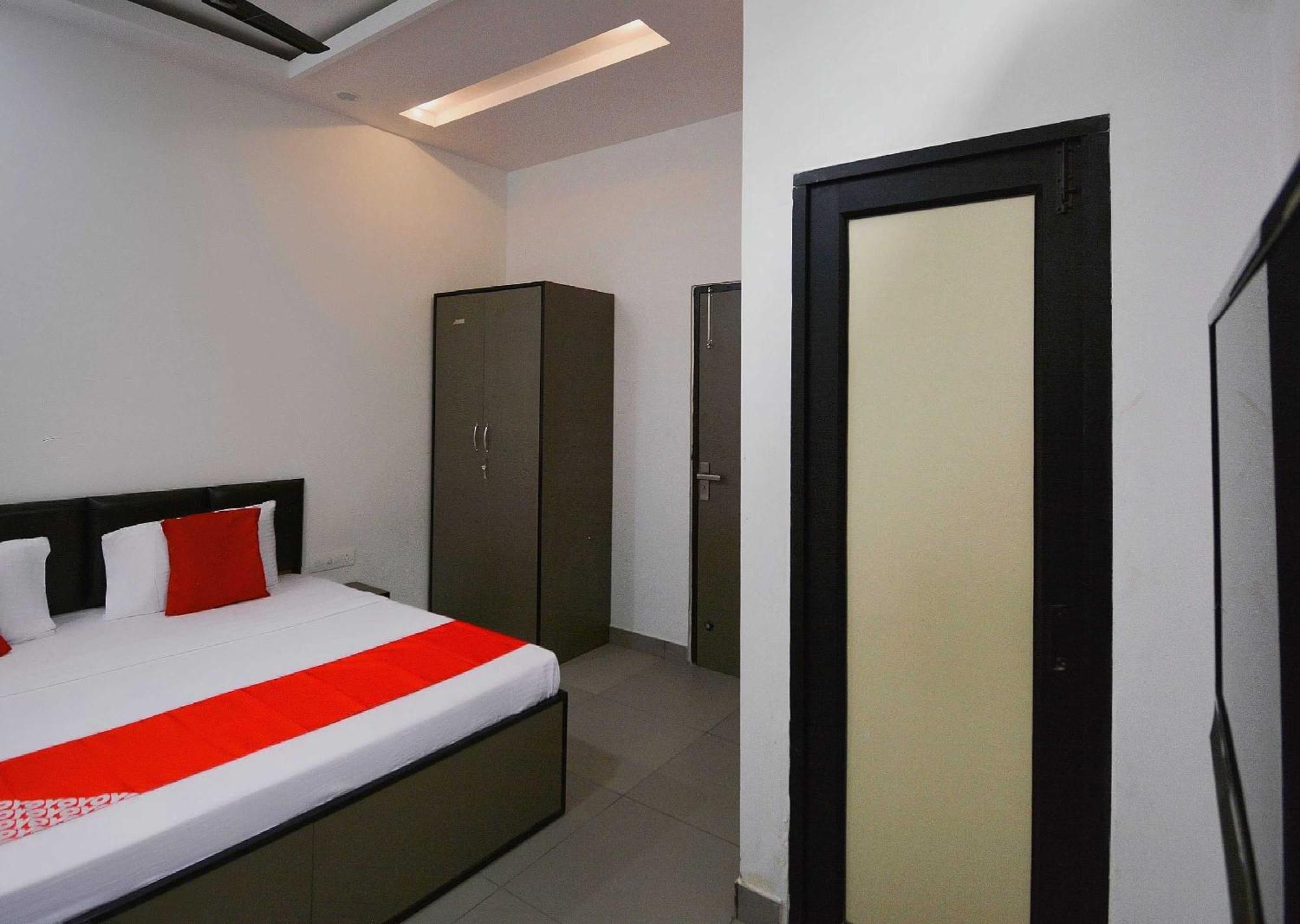 Hotel O White Solitaire Ludhiana Dış mekan fotoğraf